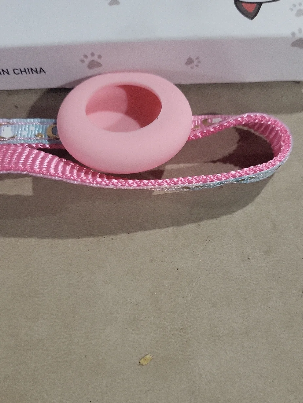 Pink Cat/Dog Pet Collar with Bell and Silicone Air Tag Holder